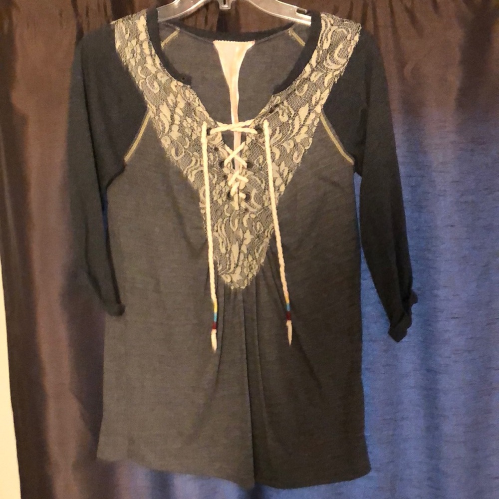 Grey 3/4 sleeve top